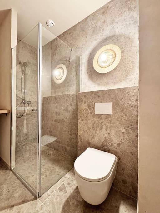 Unique Apartment City Center วรอตซวาฟ ภายนอก รูปภาพ
